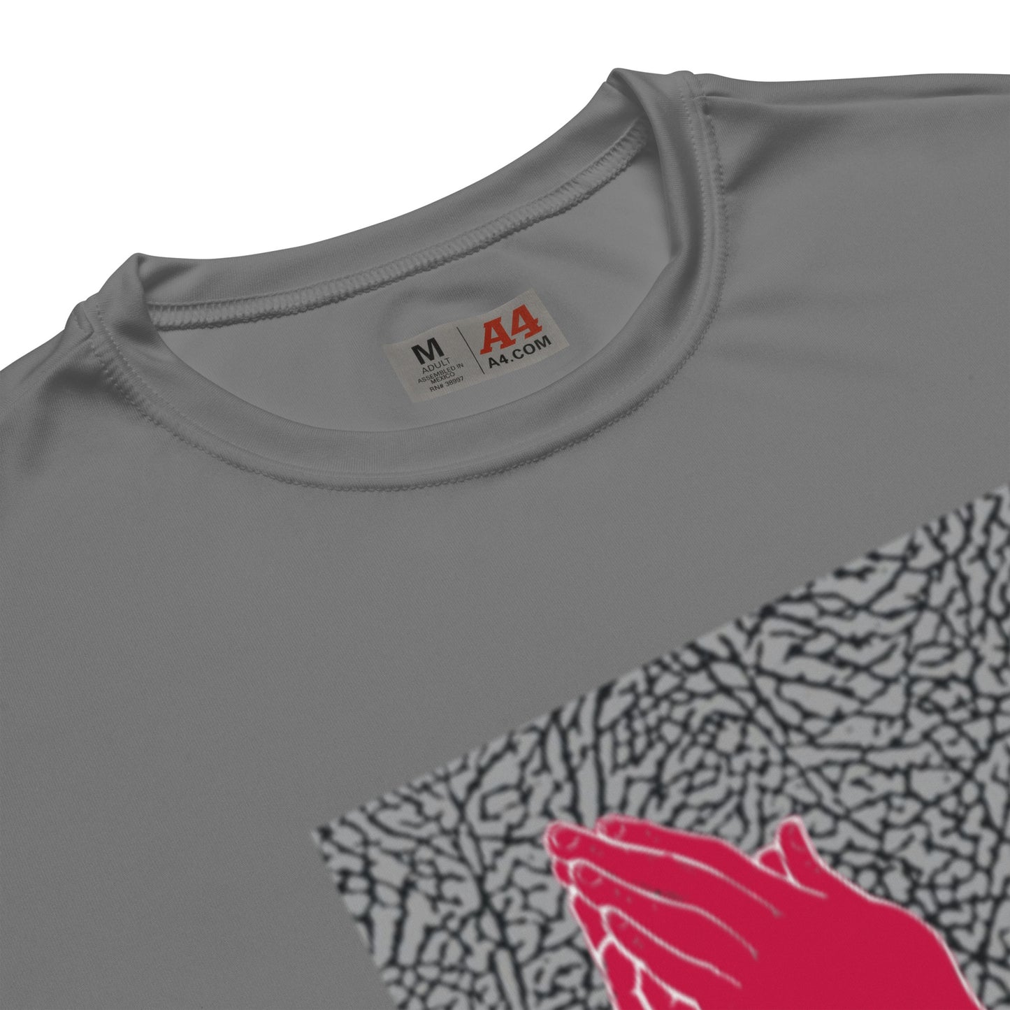 Experience ultimate comfort and style with the Air Pray performance crew neck tee – perfect for every move you make!